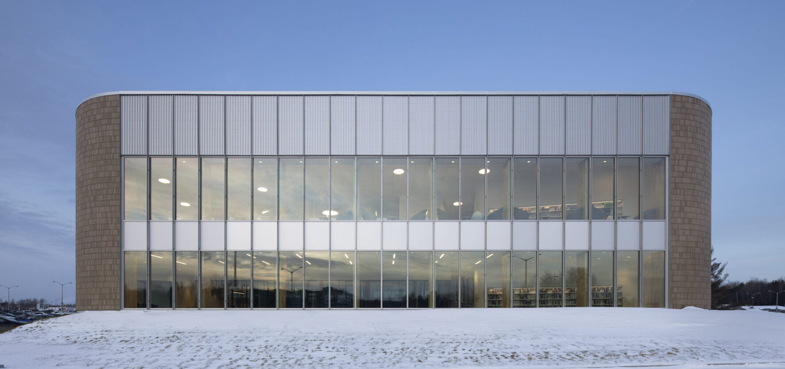 Carrefour du Savoir de l'Université de Sherbrooke - Lumière naturelle - Projet d'architecture